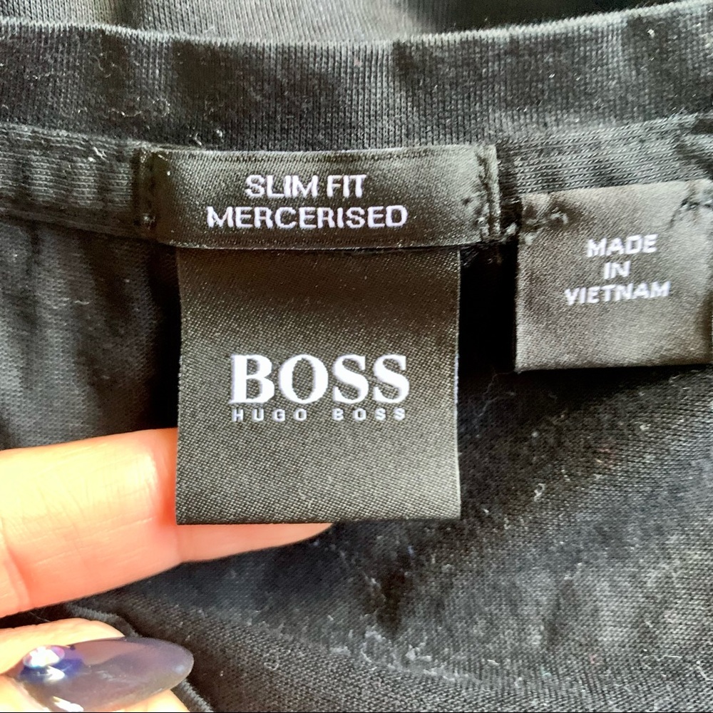 BOSS black v-neck t shirt - Picture 3 of 3